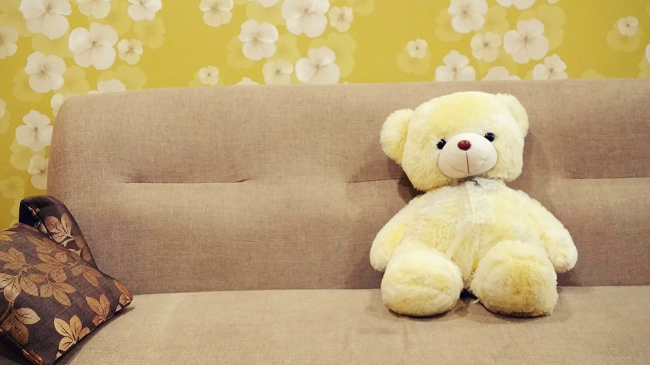 teddy bear, toy, sofa-1853609.jpg